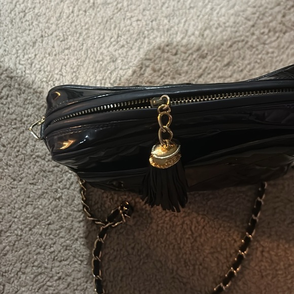CHANEL VINTAGE CAMERA TASSEL BAG 🖤 - Picture 10 of 11